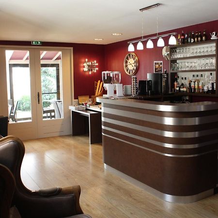 Contact Hotel Du Relais Thouars Kültér fotó
