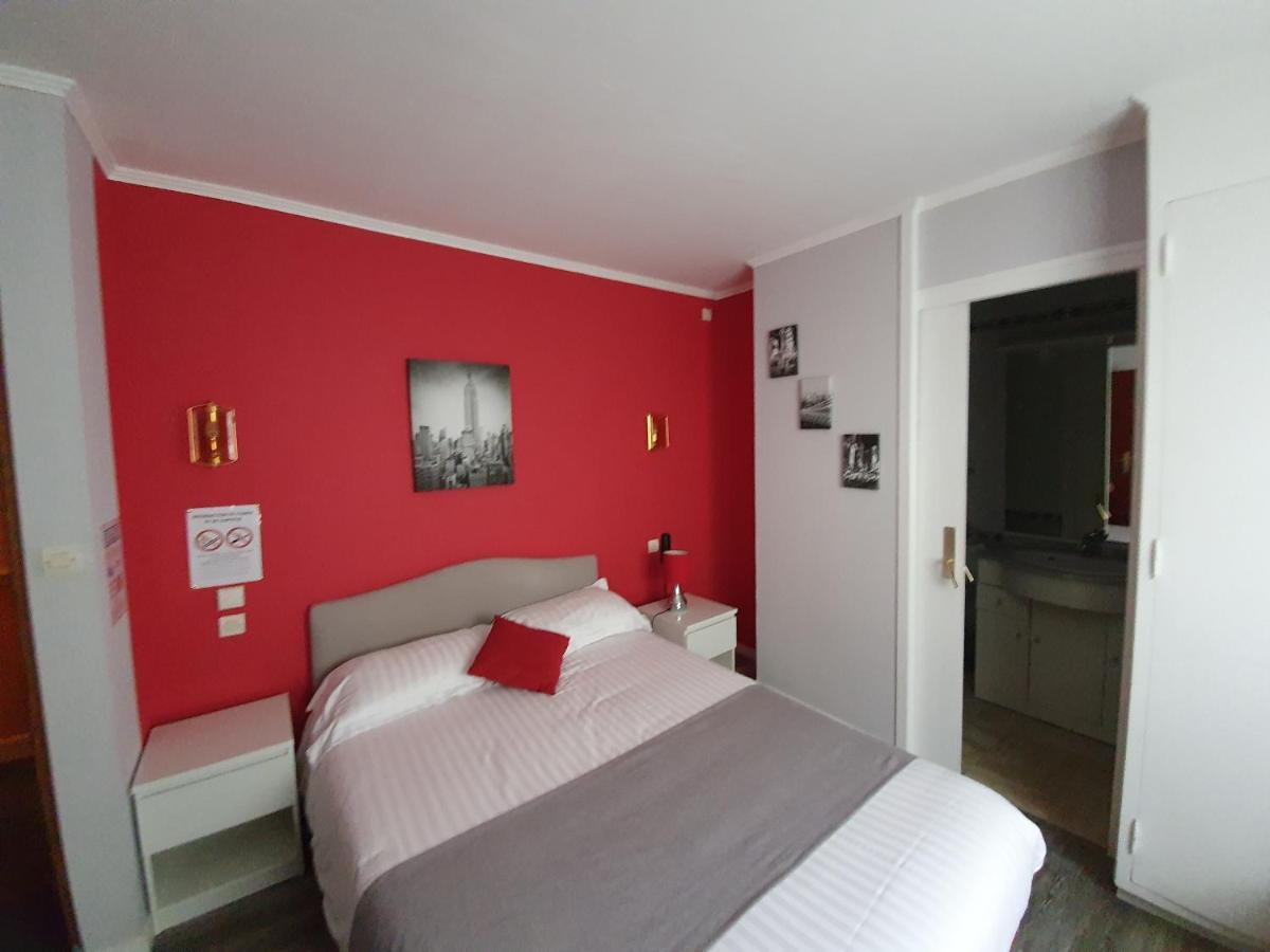 Contact Hotel Du Relais Thouars Kültér fotó